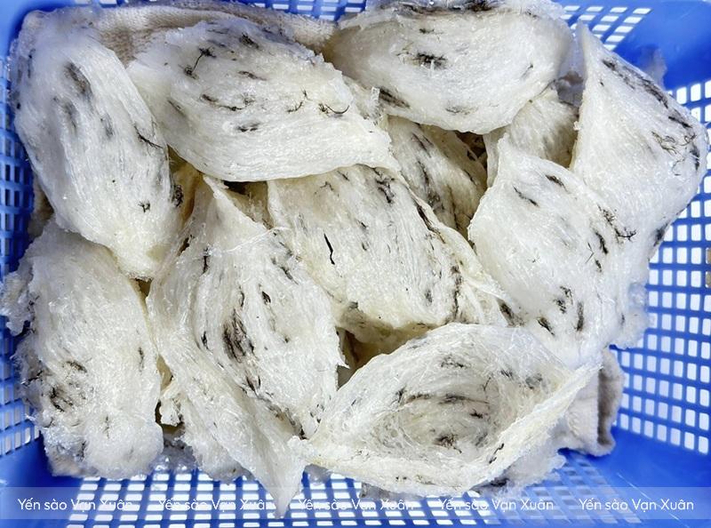 Chất lượng yến thô tuyển chọn để làm yến sợi hoa hồng
