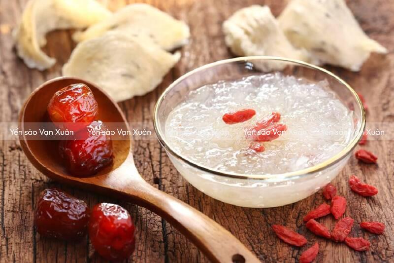 Tổ yến có tác dụng gì cho da? 7 lợi ích làm đẹp da ít người biết 11 Ăn tổ yến có hỗ trợ làm trắng da khoẻ mạnh từ bên trong