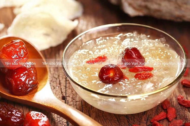 Bệnh nhân ung thư phổi có ăn yến được không? Lợi ích và lưu ý quan trọng 14 Yến cho cho bệnh nhân ung thư phổi nên chưng đơn giản, dễ ăn