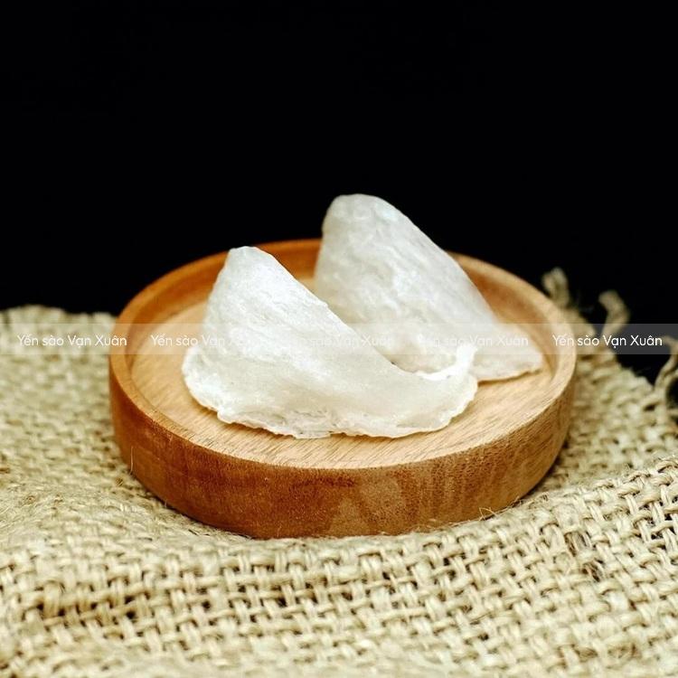 1 tai yến chưng bao nhiêu phút? Thời gian chuẩn giúp yến mềm ngon, giữ trọn dinh dưỡng 8 Trong yến có nhiều dưỡng chất quý giá nhưng nếu chưng quá lâu sẽ làm mất các chất dinh dưỡng đó