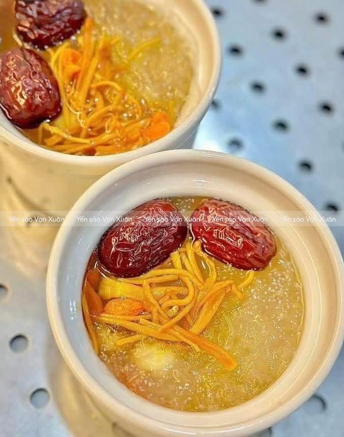 Cách chưng yến với đông trùng hạ thảo và táo đỏ thơm ngon, bổ dưỡng 15 Yến chưng đông trùng đạt sau khi chưng