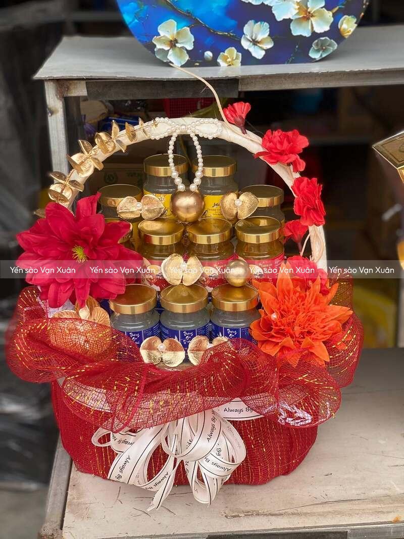 Hộp 6 hũ yến chưng đường phèn Nam Dược 9 gio-qua-tang-yen-sao-09