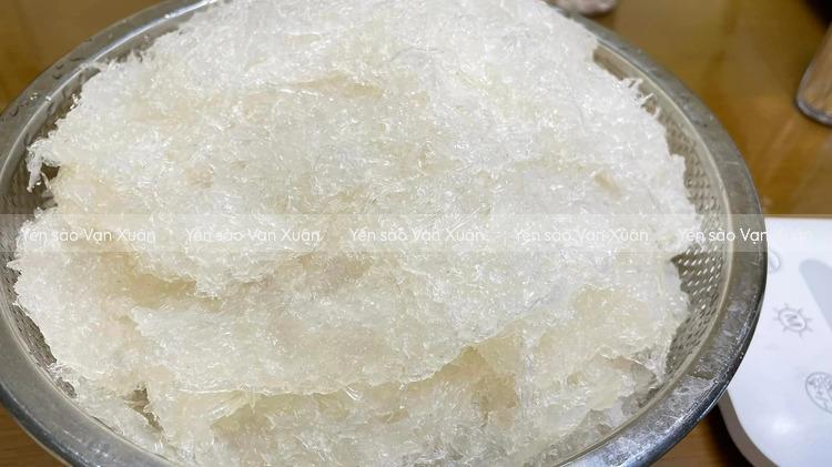 Cách nhặt lông yến bằng phương pháp ủ lạnh, giữ trọn dưỡng chất 15 Yến đã làm sạch cần để thật ráo nước trước khi sử dụng hoặc cho vào bảo quản
