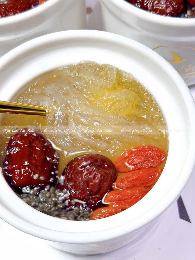 Cách chưng yến cho bà bầu thơm ngon, giữ trọn dưỡng chất 11 Yến chưng là món ăn dinh dưỡng được nhiều bà bầu lựa chọn