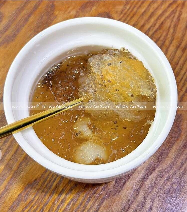 Cách chưng yến cho bà bầu thơm ngon, giữ trọn dưỡng chất 17 Yến chưng cho mẹ bầu bị tiểu đường thai kỳ cần lưu ý không cho đường hoặc sử dụng đường ăn kiêng là tốt nhất
