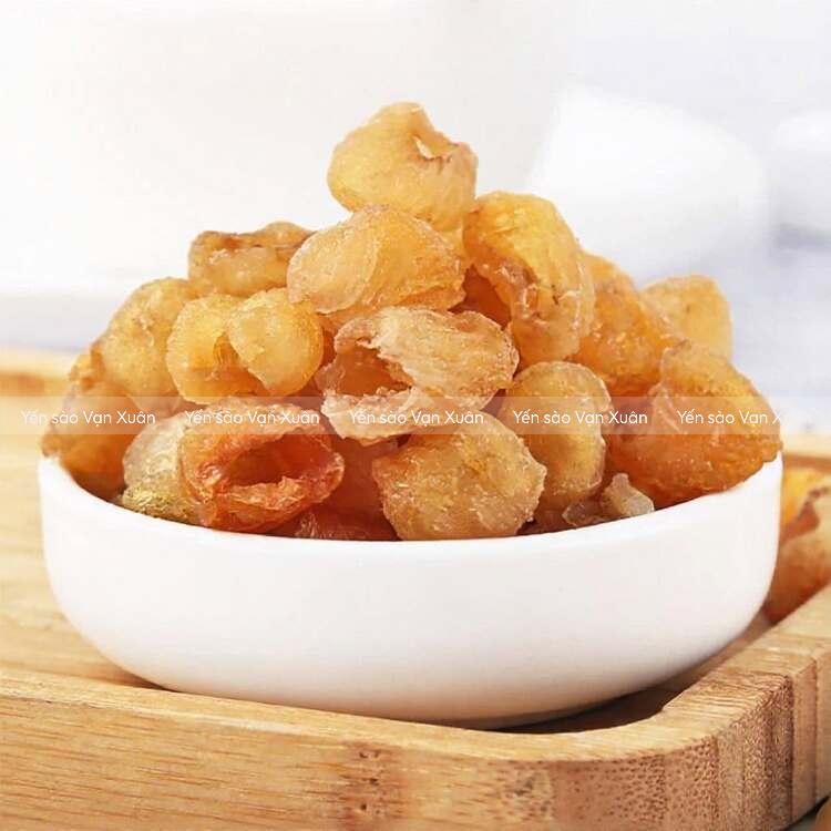3 cách yến chưng long nhãn đơn giản, thơm ngon, bổ dưỡng 10 Long nhãn có tác dụng rất tốt trong việc bồi bổ khí huyết, an thần và cải thiện chất lượng giấc ngủ