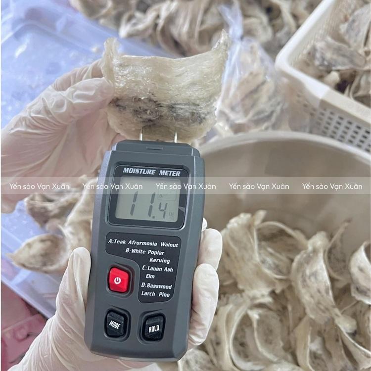 Độ ẩm tiêu chuẩn của tổ yến thô là bao nhiêu? Cách nhận biết yến đạt chuẩn 10 Máy đo độ ẩm của yến thô là cách chuyên dụng để xác định độ ẩm của yến