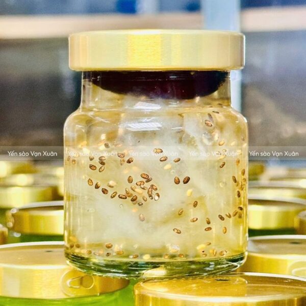 Yến chưng tươi nóng hạt chia táo đỏ
