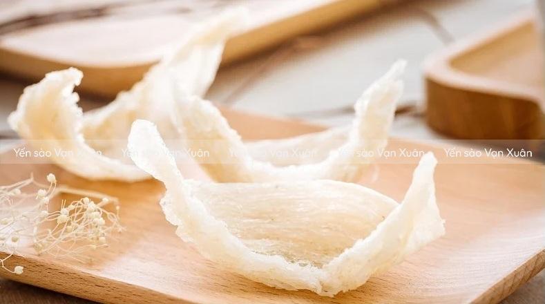 Yến sào cho người già, người lớn tuổi nên chọn loại nào tốt? 11 Khi mua yến sào cho người già, người lớn tuổi bạn có thể tham khảo dòng yến tinh chế